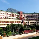 فندق بيست جاكاراندا 4*