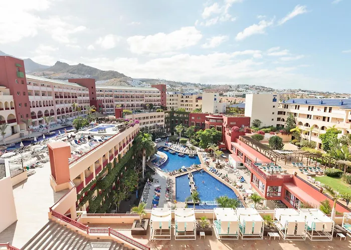 Jacaranda Отель Адехе