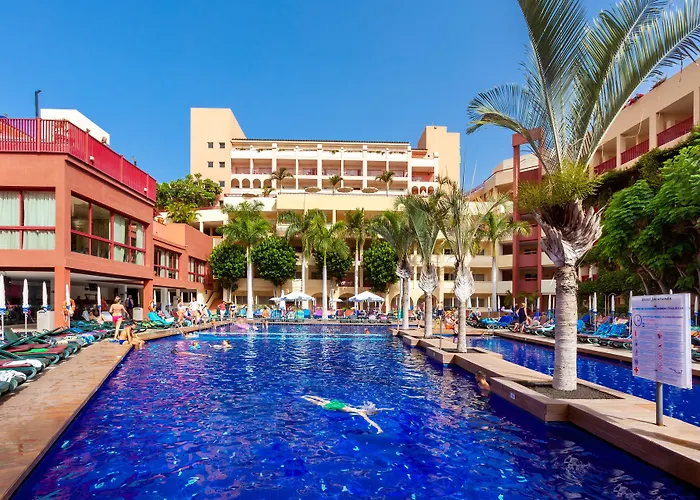 Jacaranda Адехе