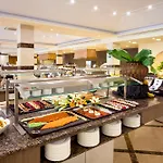 蓝花楹最佳酒店 4* 阿德耶