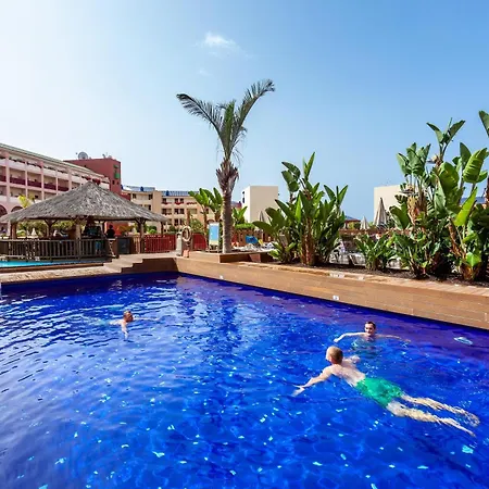 فندق بيست جاكاراندا