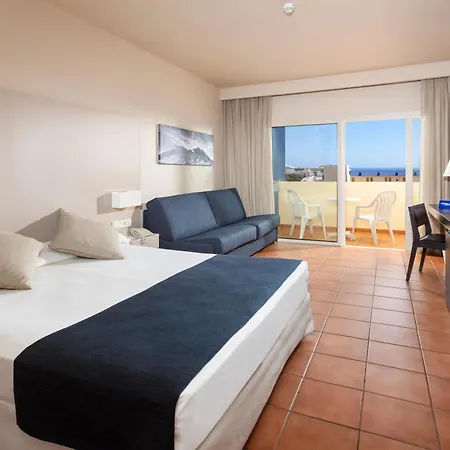 Jacaranda Отель 4*