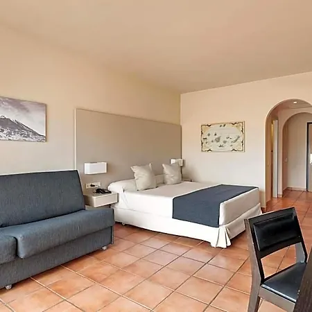 Jacaranda 4* Адехе