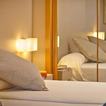 Jacaranda Szálloda 4*
